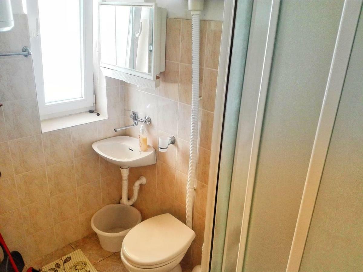 Apartment Ticic ポヴリャナ エクステリア 写真